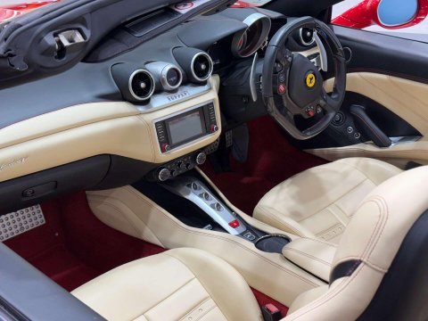 Ferrari California 3.8 V8 T Convertible 2dr Petrol F1 DCT Euro 6 (s/s) (560 ps) 59