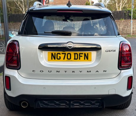 Mini Countryman Cooper 1.5 Petrol Automatic Sport Comfort Plus Navigation 5 door - CARPLAY 7