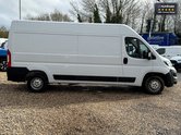 Peugeot Boxer LWB L3H2 Medium Roof Professional Premium Plus 335 SELECT 5