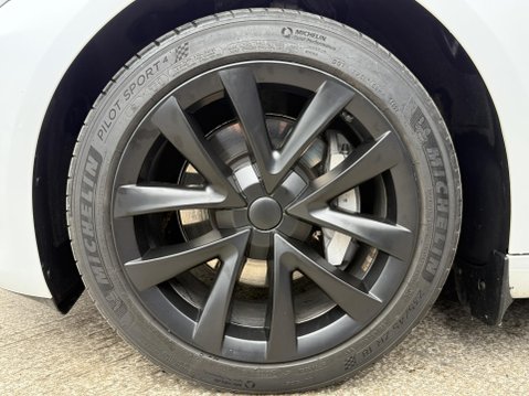 Tesla Model 3 (Dual Motor) Long Range Saloon 4dr Electric Auto 4WDE (346 ps) 18