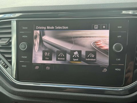 Volkswagen T-Roc 1.6 T-Roc R-Line TDI 5dr 50