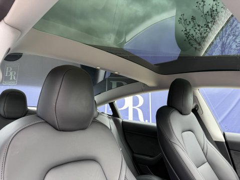 Tesla Model 3 (Dual Motor) Long Range Saloon 4dr Electric Auto 4WDE (346 ps) 44