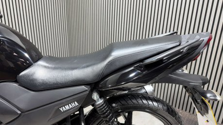 Yamaha YS125 2018 68 PLATE LONG MOT SERVICED ONLY 8K IDEAL LEARNER BIKE 125CC 33
