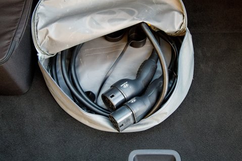 Hyundai IONIQ PREMIUM 38