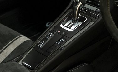 Porsche 911 (991.2) GT3 17