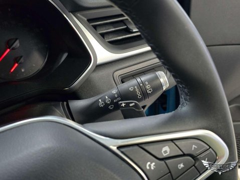 Renault Captur 1.3 TCe Iconic EDC Euro 6 (s/s) 5dr 53