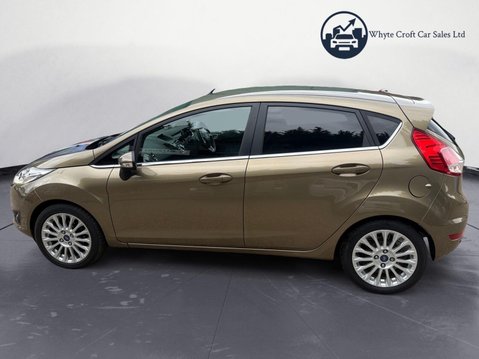 Ford Fiesta 1.0T EcoBoost Titanium Euro 5 (s/s) 5dr 5