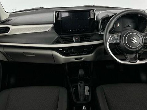 Suzuki Swift MOTION 3