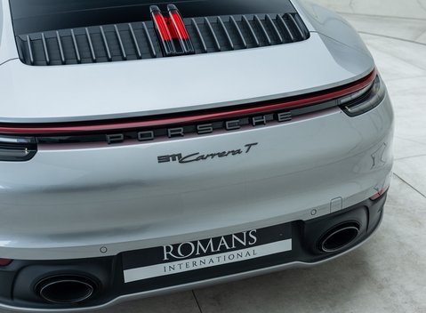 Porsche 911 Carrera T (992) 26