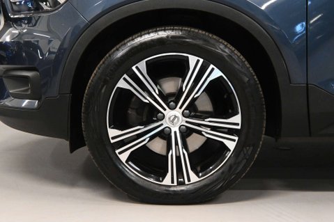 Volvo XC40 2.0 XC40 Inscription Pro B4 MHEV Auto 5dr 41