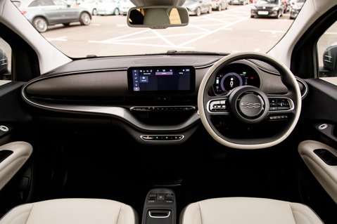 Fiat 500e LA PRIMA 3