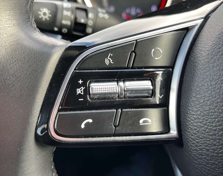 Kia Xceed 1.0 XCeed Connect ISG 5dr 49