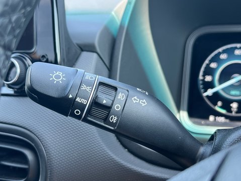 Hyundai KONA GDI PREMIUM 33