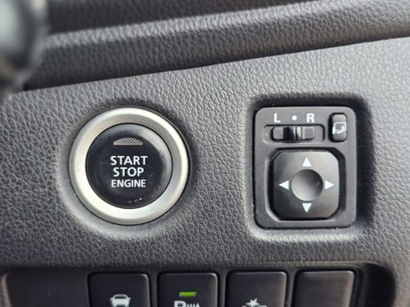 Mitsubishi Shogun Sport 2.4D 4 SUV 5dr Diesel Auto 4WD Euro 6 (181 ps) 24