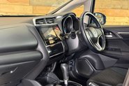 Honda Jazz 1.3L DOHC i-VTEC 9
