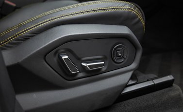 Lamborghini Urus S 17
