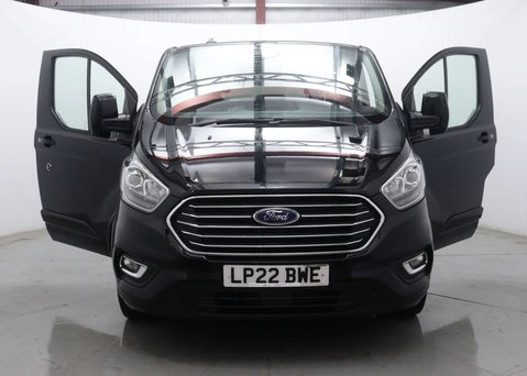 Ford Tourneo Custom 2.0 Tourneo Custom 320 Titanium EcoBlue Auto L2 4dr 45