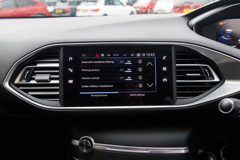 Peugeot 308 PURETECH S/S ALLURE DIGITAL 27