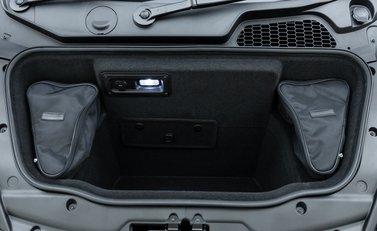 Lamborghini Huracan LP640-4 EVO 35