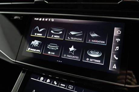 Audi Q8 3.0 TFSI V6 55 Black Edition SUV 5dr Petrol Tiptronic quattro Euro 6 (s/s) 23