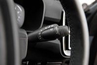 Volvo XC40 B4 R-DESIGN MHEV 17