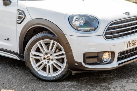 Mini Countryman COOPER D ALL4 EXCLUSIVE 11