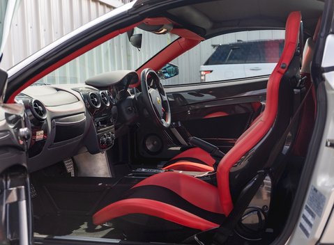 Ferrari 430 Scuderia Spider 16M 17