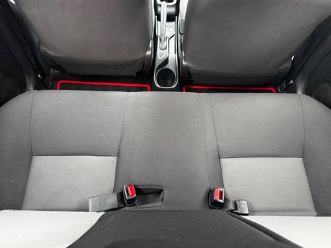 Toyota Yaris VVT-I DESIGN 70