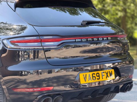 Porsche Macan 3.0 Macan S Semi-Auto 4WD 5dr 57