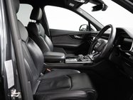 Audi Q7 3.0 TFSI V6 55 Black Edition SUV 5dr Petrol Tiptronic quattro Euro 6 (s/s) 3