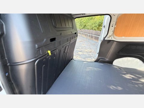 Peugeot Partner BLUEHDI PROFESSIONAL PREMIUM L2 35