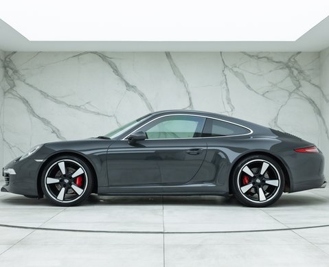 Porsche 911 50th Anniversary Edition (991)