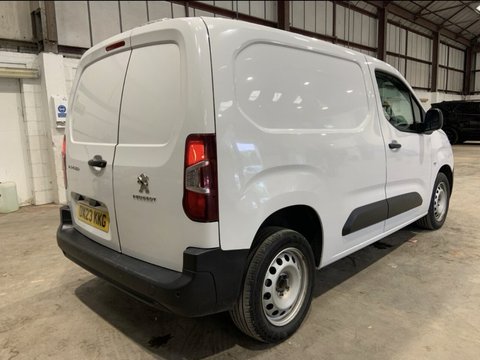 Peugeot Partner BLUEHDI PROFESSIONAL PREMIUM PLUS L1 5