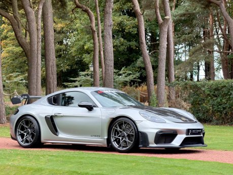 Porsche 718 Cayman CAYMAN GT4 RS PDK 40