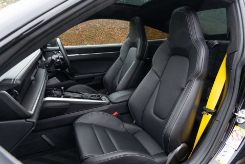 Porsche 911 Turbo S PDK Coupe 9