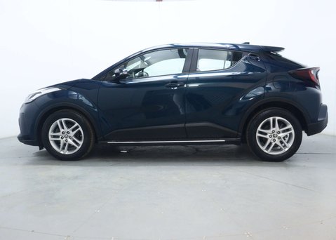 Toyota C-HR 1.8 VVT-h GPF Icon SUV 5dr Petrol Hybrid CVT Euro 6 (s/s) (122 ps) 9