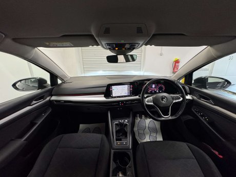 Volkswagen Golf 1.5 Golf Life TSi 5dr 3