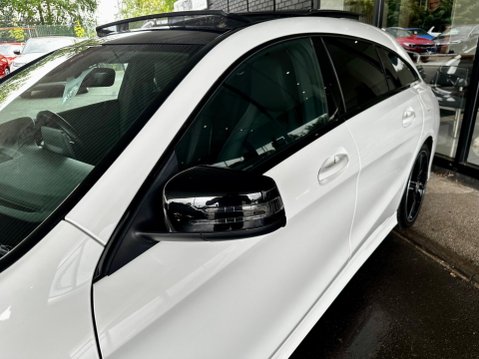 Mercedes-Benz CLA Class 1.6 CLA200 AMG Line Night Edition (Plus) Shooting Brake 7G-DCT Euro 6 (s/s) 33