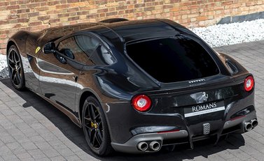 Ferrari F12 Berlinetta 9