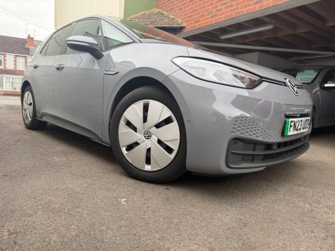 Volkswagen ID.3 Pro Performance 58kWh Life Auto 5dr 2