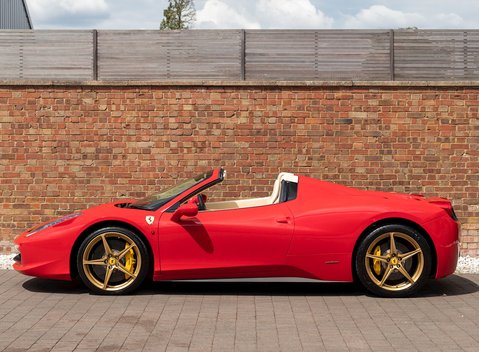 Ferrari 458 Spider 2