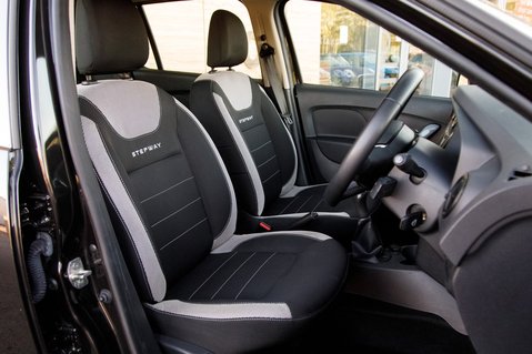 Dacia Sandero Stepway COMFORT TCE 23