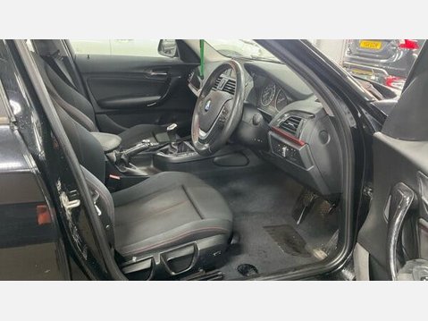 BMW 1 Series 1.6 116i Sport Euro 5 (s/s) 5dr 11