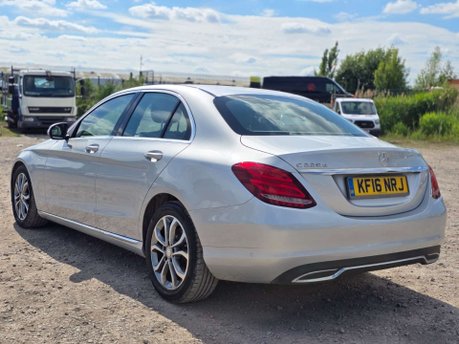 Mercedes-Benz C Class 2.1 C220d Sport Saloon 4dr Diesel Manual Euro 6 (s/s) (170 ps) 28