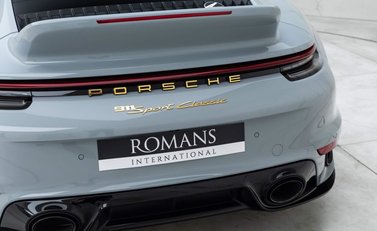 Porsche 911 (992) Sport Classic 28