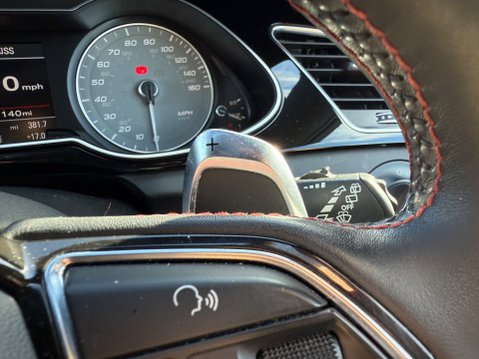 Audi S4 S4 AVANT QUATTRO BLACK EDITION 27