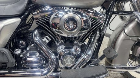 Harley-Davidson Touring ROAD KING FLHR 2009 14K MOT WARRANTY 1584 CRUISER BIKE 20