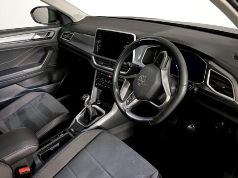 Volkswagen T-Roc 1.5 TSI Style SUV 5dr Petrol Manual Euro 6 (s/s) (150 ps) Air Con - Alloy W 12