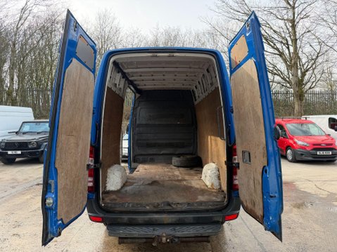 Mercedes-Benz Sprinter 2.1 211 CDi Panel Van 4dr Diesel Manual RWD L2 H3 (109 bhp) 14
