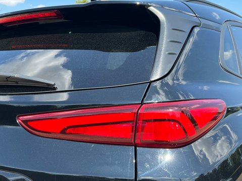 Hyundai KONA GDI PREMIUM 19